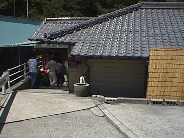 040.jpg